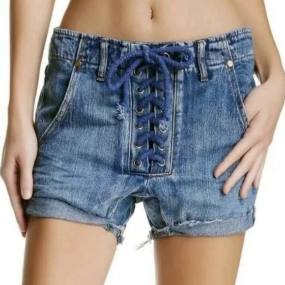 ONE by Oneteaspoon Super Freaks Denim Shorts Lace Up Low Waist Drop Crotch Boho - Picture 1 of 11